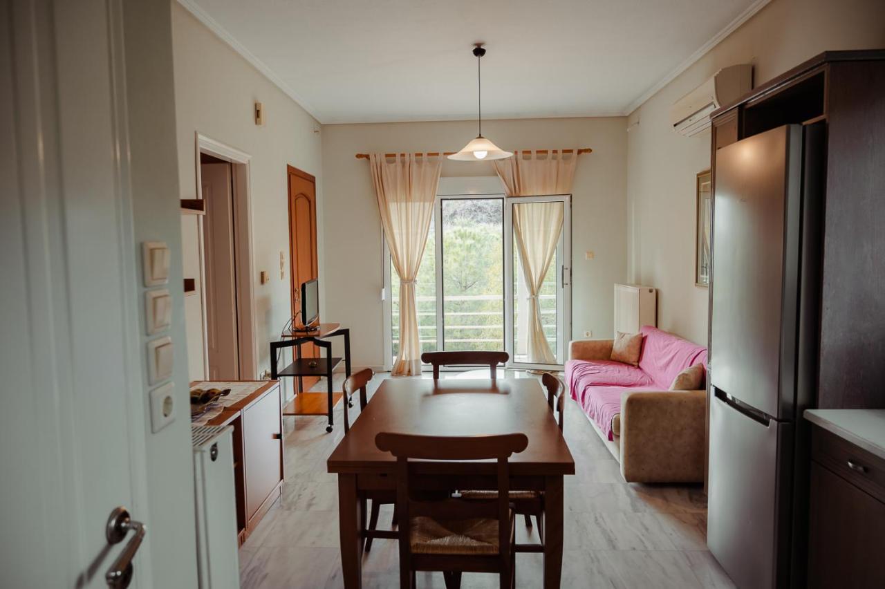 Seafront Apartment Карфас Экстерьер фото
