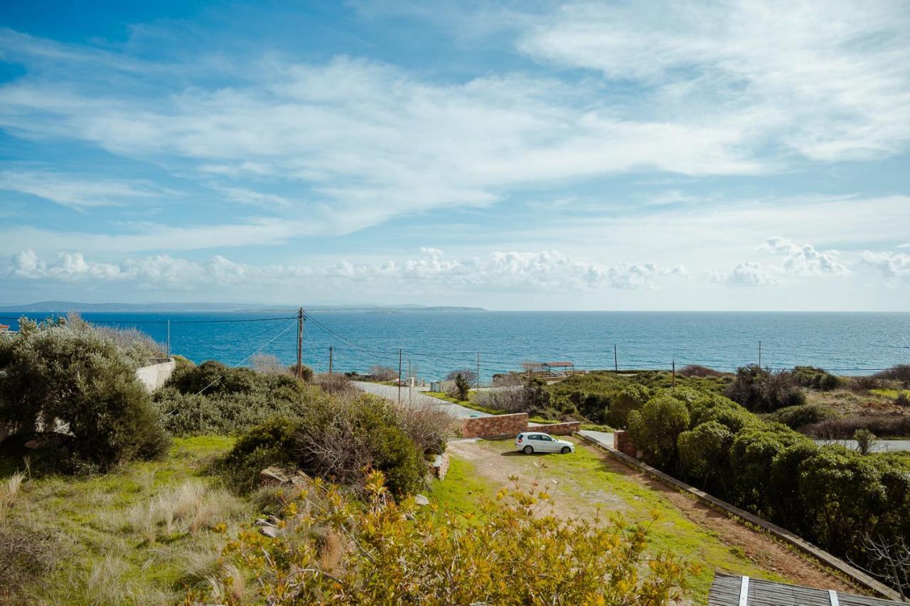 Seafront Apartment Карфас Экстерьер фото