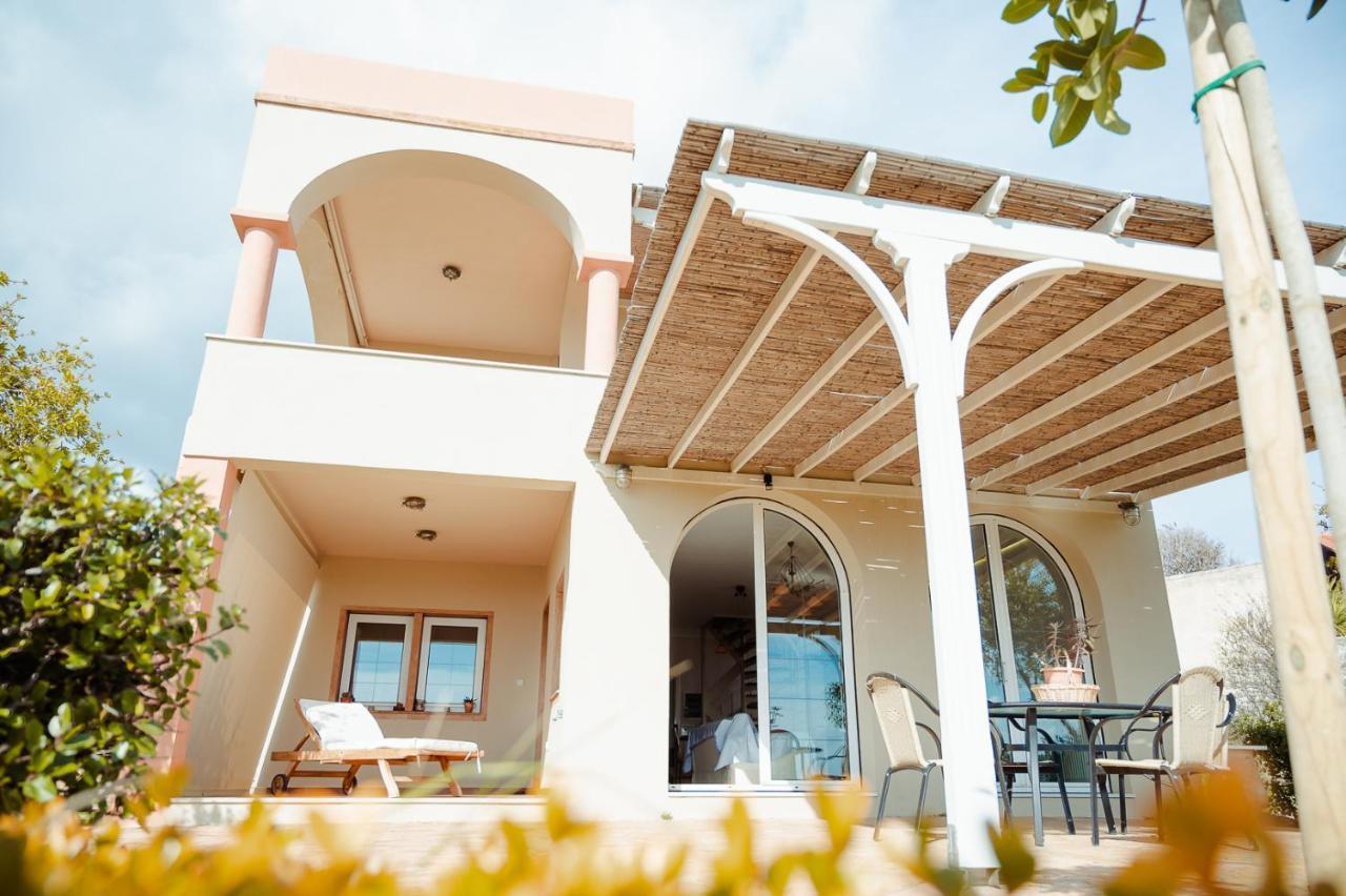 Seafront Apartment Карфас Экстерьер фото